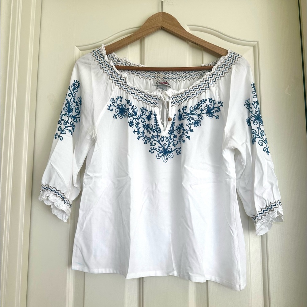 VTG Nomadic Traders Fresco White and Blue Embroidered Peasant Blouse